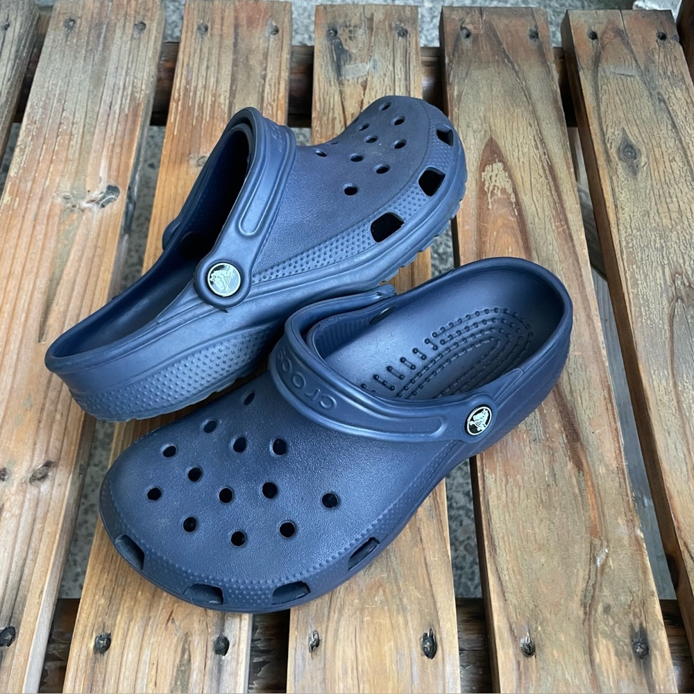 Crocs Blue Classic Clog Blue Shoe Size Mens 5 Womens 7